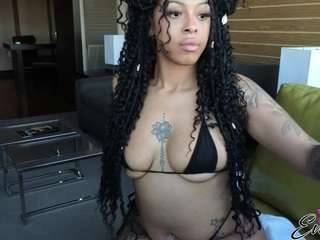 Eva Jonez live stream preview