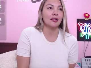 Live webcam model haydenstone on Soda Cams