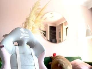 Live webcam model nathaliehardy on Soda Cams