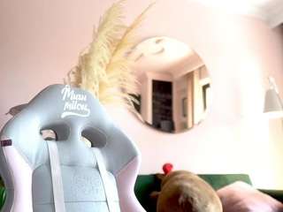 Live webcam model nathaliehardy on Soda Cams