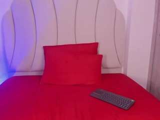 kaity-layne webcam