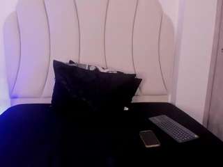  kaity-layne chat room