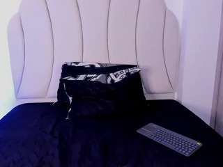 kaity-layne webcam model