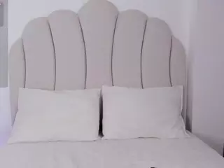 Kaity Layne's Live Sex Cam Show