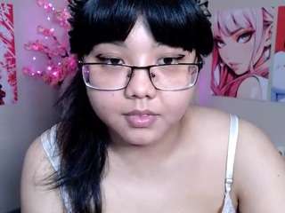 moertomlly Live Webcam on CamSoda
