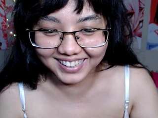 moertomlly Live Webcam on CamSoda