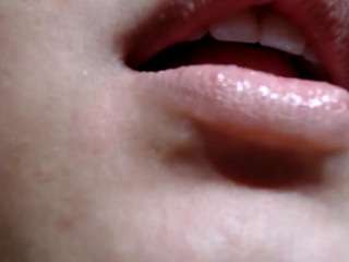 moertomlly live webcam show
