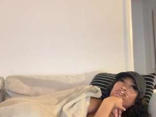 misskellyy from CamSoda is Freechat