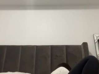 misskellyy live cam preview