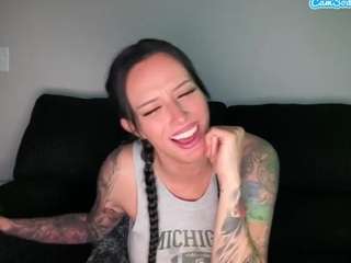supchickenbutt from CamSoda is Freechat
