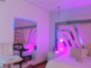 madissonabondax Live Webcam on CamSoda
