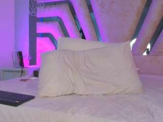 madissonabondax Live Webcam on CamSoda