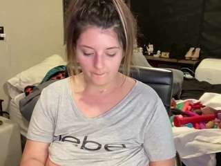 maramaze's CamSoda show and profile