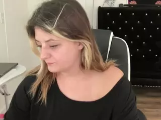 maramaze's Live Sex Cam Show