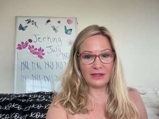 milf-goddess Live Webcam on CamSoda