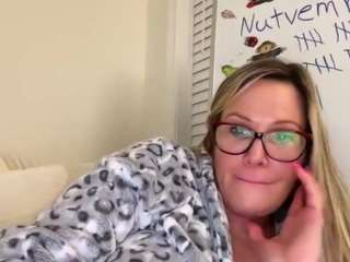 milf-goddess Live Webcam on CamSoda