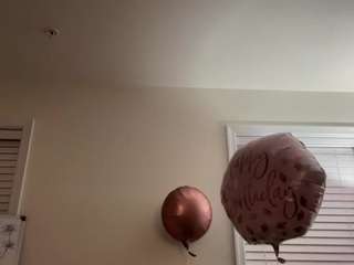 milf-goddess's live room