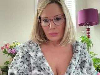 milf-goddess Sex Cam Show