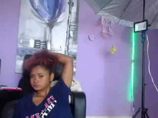 YEEIMERVK1's Live Sex Cam Show