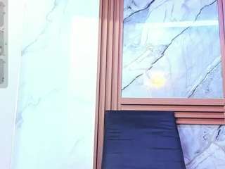 hannymansonh's CamSoda show and profile