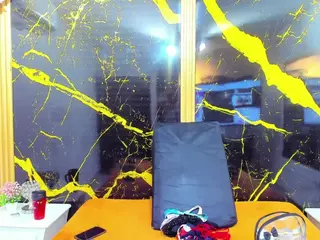 HannyMansonh's Live Sex Cam Show