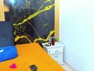 HannyMansonh's Live Sex Cam Show