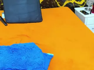 HannyMansonh's Live Sex Cam Show