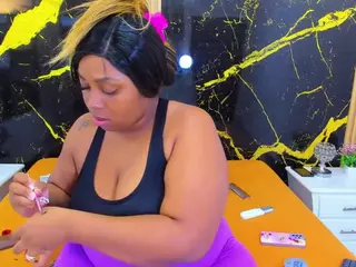 HannyMansonh's Live Sex Cam Show
