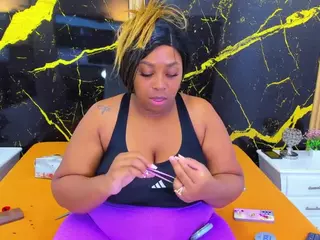 HannyMansonh's Live Sex Cam Show