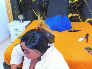 HannyMansonh's Live Sex Cam Show
