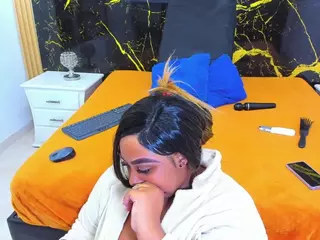 HannyMansonh's Live Sex Cam Show