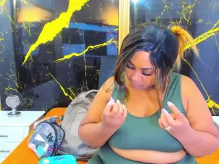 HannyMansonh's Live Sex Cam Show