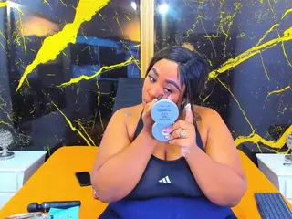 HannyMansonh's Live Sex Cam Show