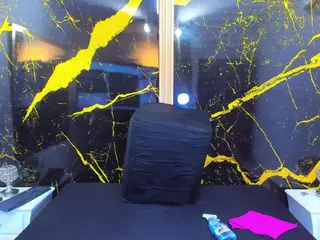 HannyMansonh's Live Sex Cam Show