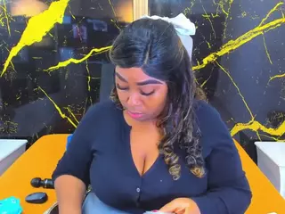 HannyMansonh's Live Sex Cam Show