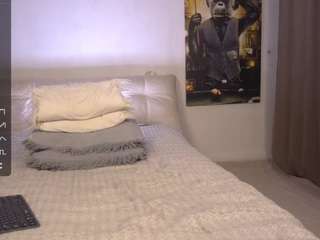 evelina-fox Live Webcam on CamSoda