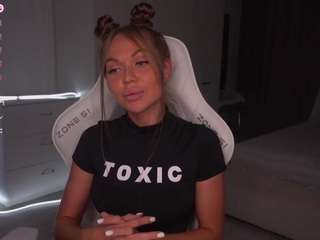 evelina-fox