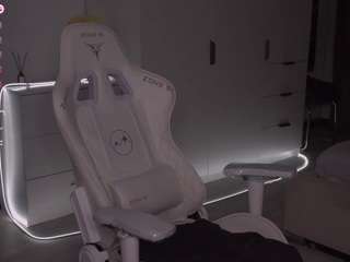 evelina-fox Live Webcam on CamSoda