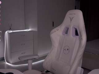 evelina-fox Live Webcam on CamSoda