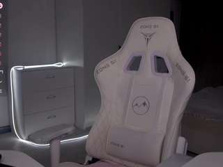 evelina-fox Live Webcam on CamSoda