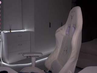 evelina-fox Live Webcam on CamSoda