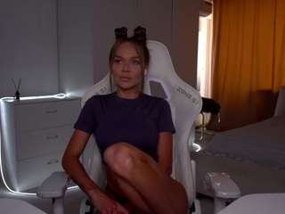 evelina-fox