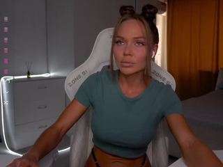 evelina-fox