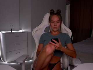 evelina-fox