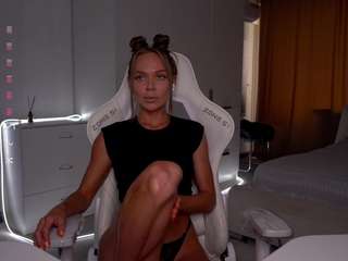 evelina-fox
