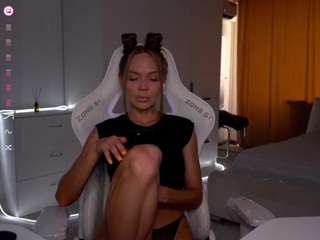 evelina-fox