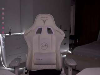 evelina-fox live webcam show