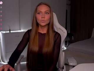 evelina-fox