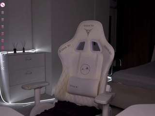 evelina-fox