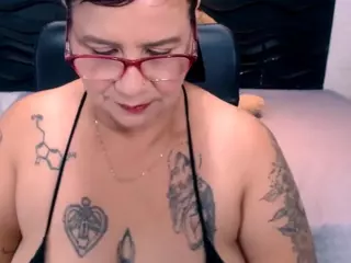 Laura-riley's Live Sex Cam Show